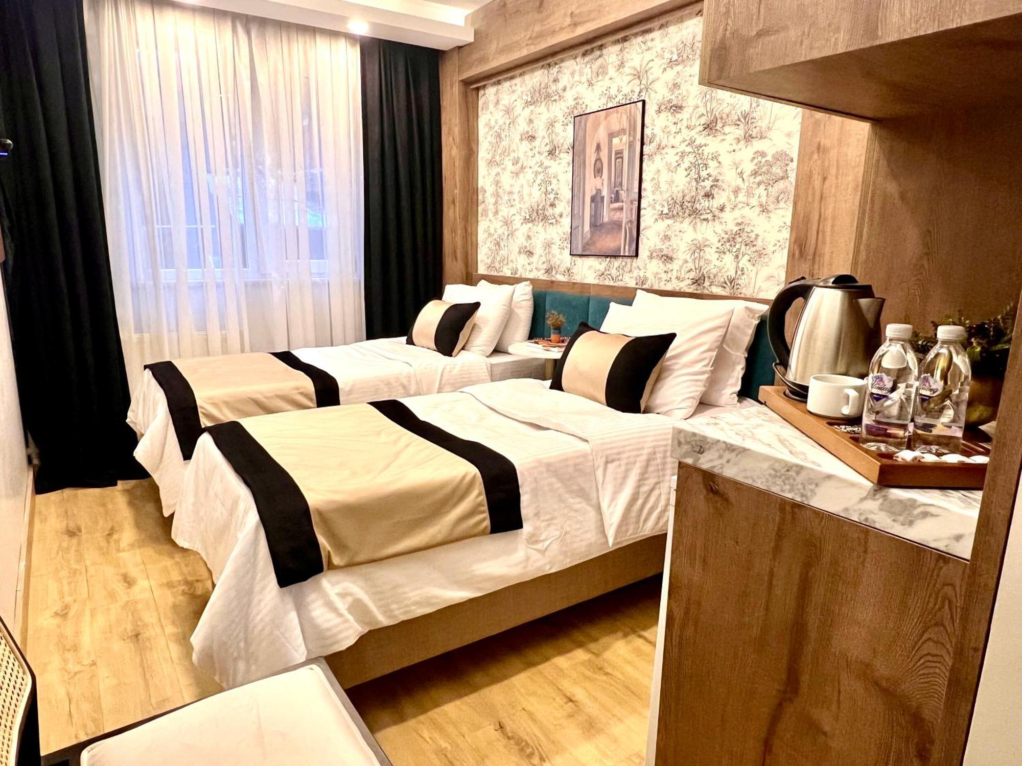 Besiktas Guest House Истанбул Екстериор снимка