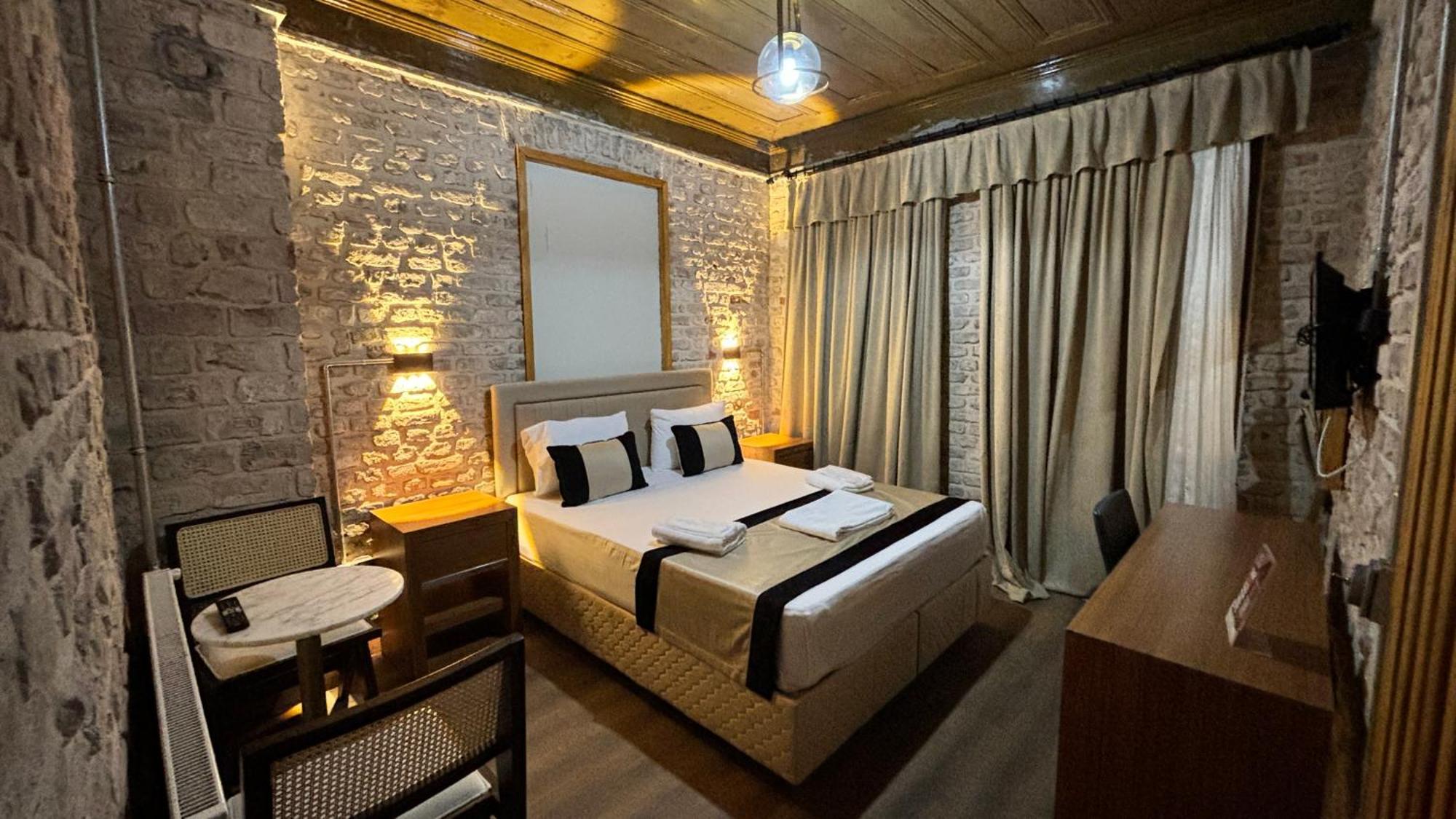 Besiktas Guest House Истанбул Екстериор снимка