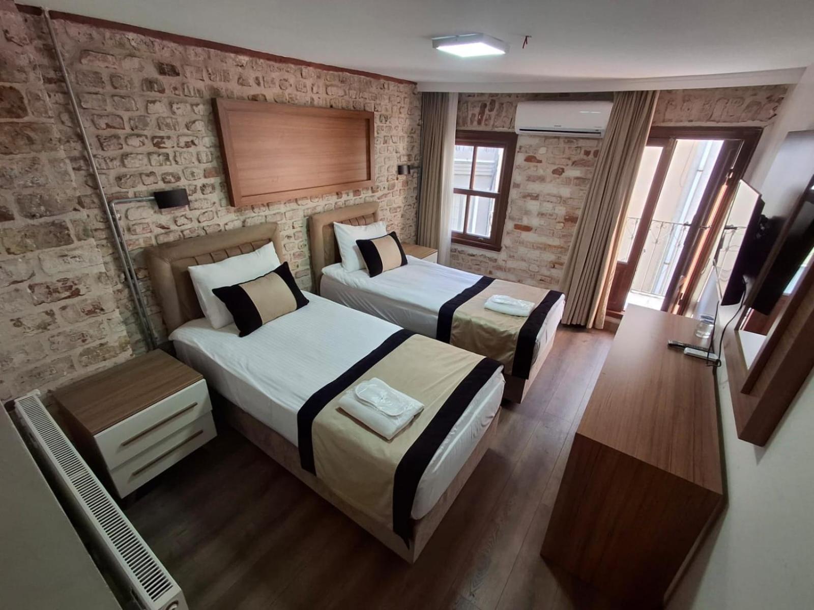 Besiktas Guest House Истанбул Екстериор снимка