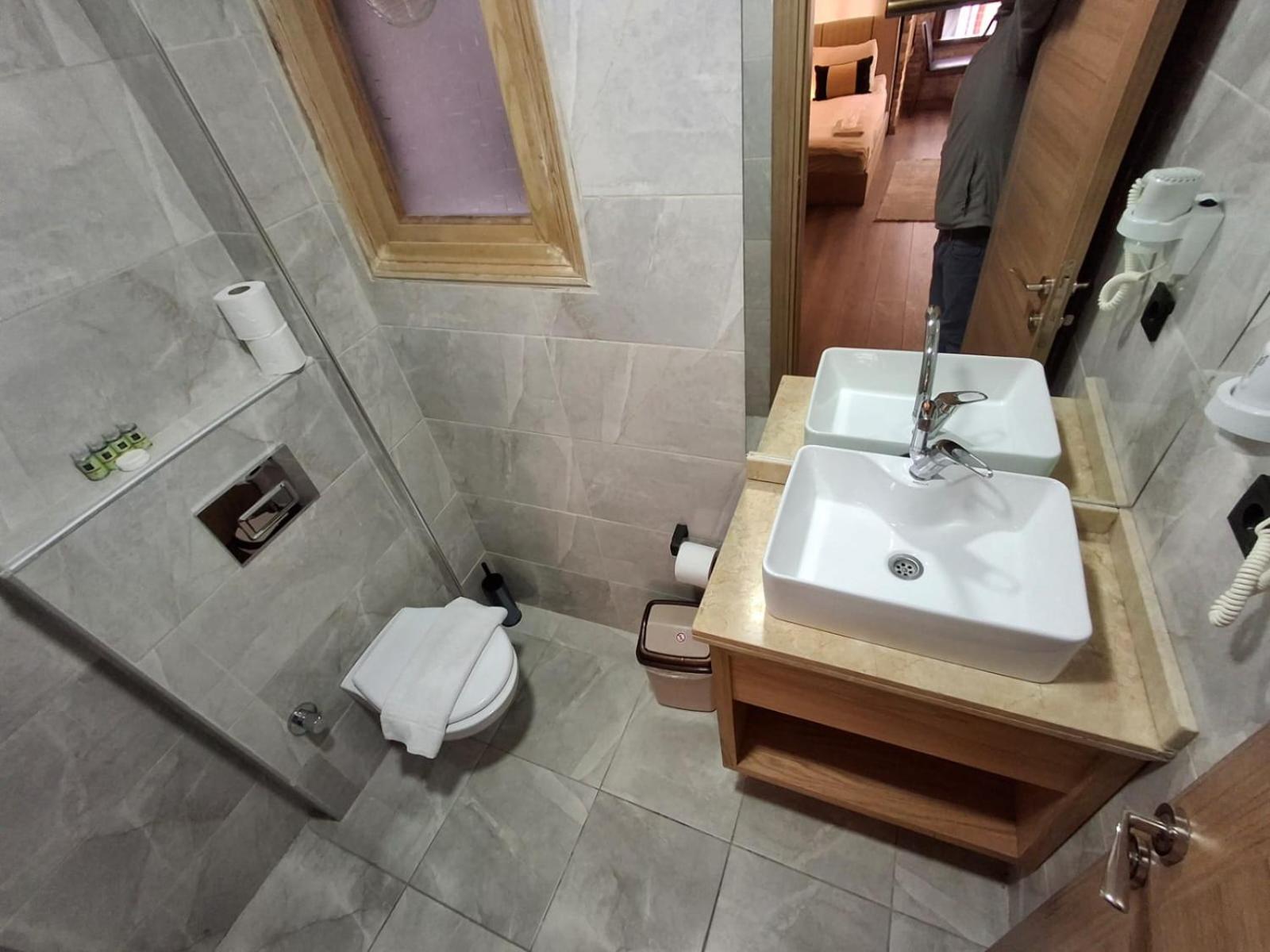Besiktas Guest House Истанбул Екстериор снимка