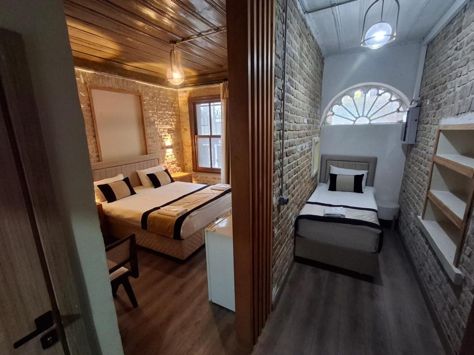 Besiktas Guest House Истанбул Екстериор снимка